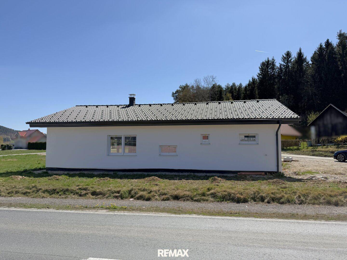 Alles auf einer Ebene – pflegeleichter Bungalow, schlüsselfertig zum Einziehen - Ansicht 2