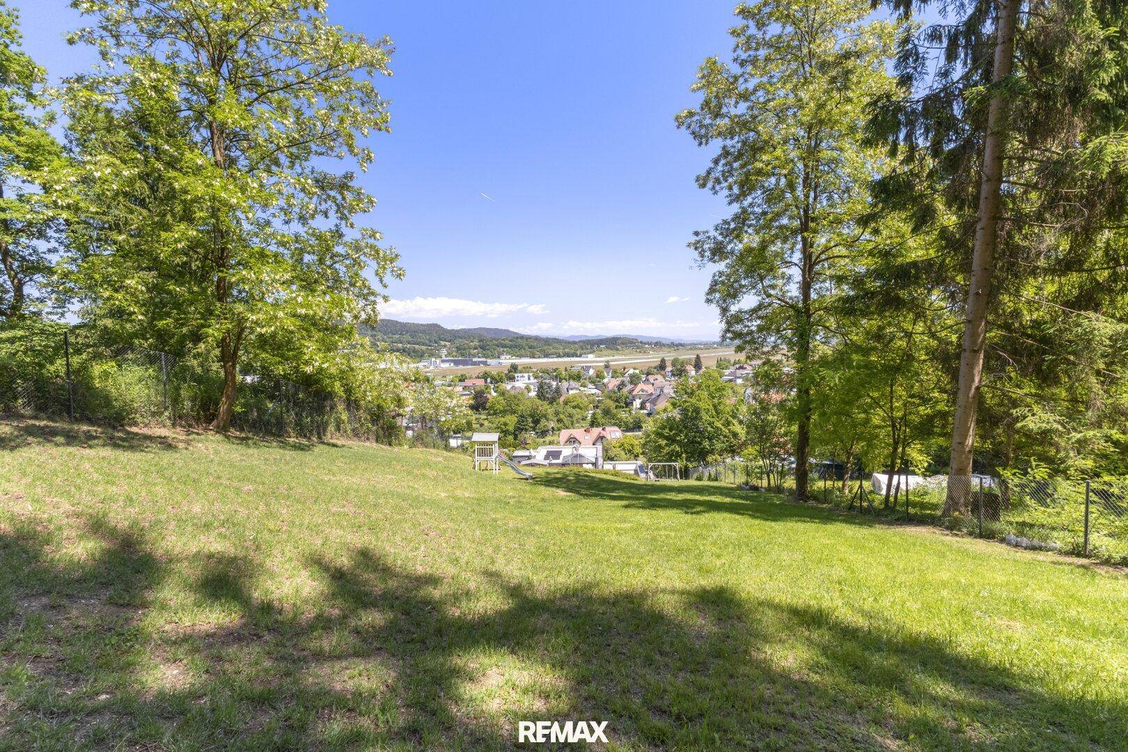 Ein Statement aus Architektur und Lebensqualität – Premium-Wohnhaus mit Lift, Terrassen und Business-Flair - Ansicht 6