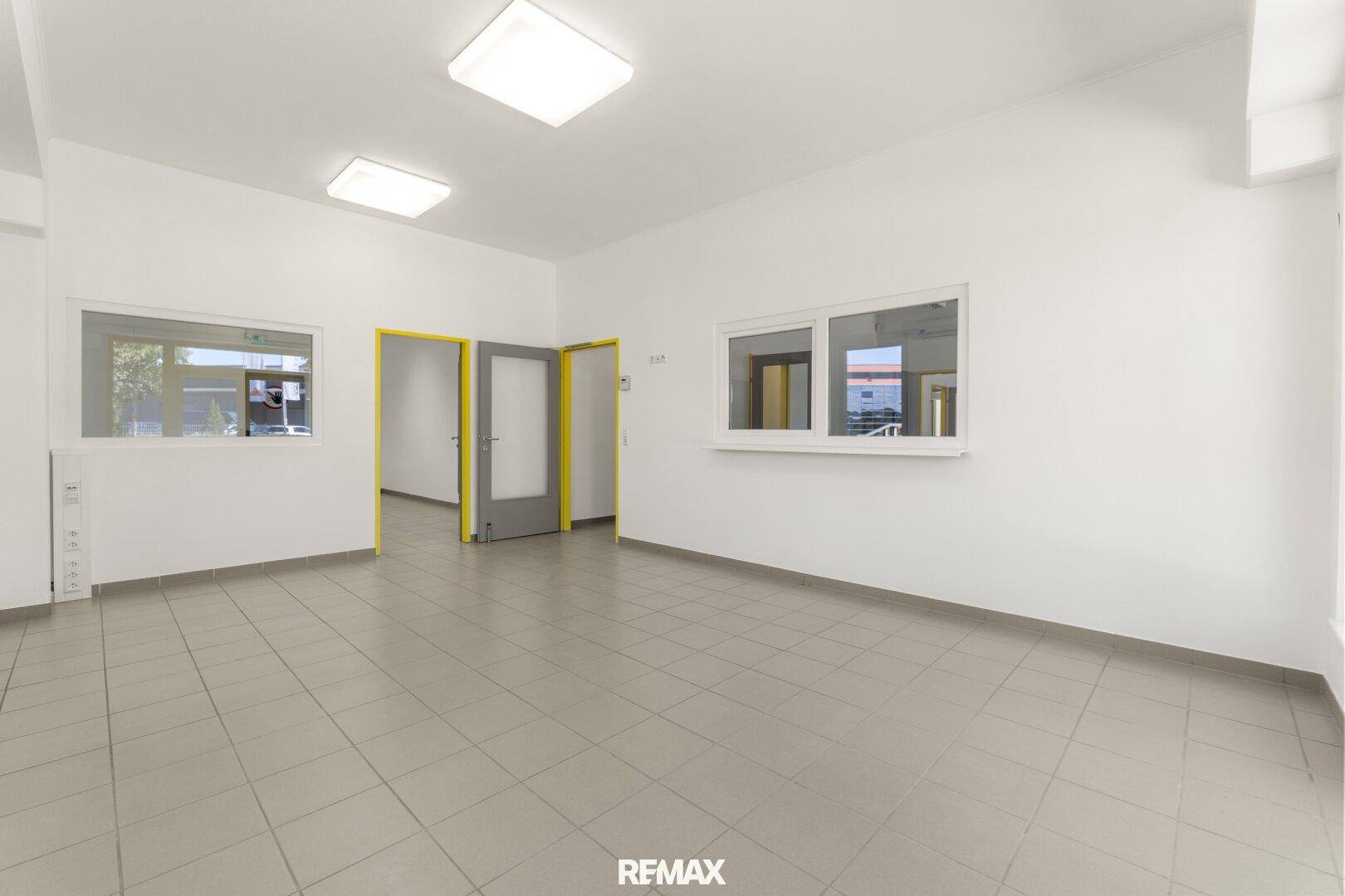 Foyer und Kundenabwicklung