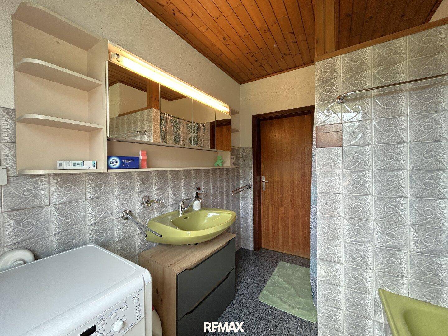 Badezimmer EG