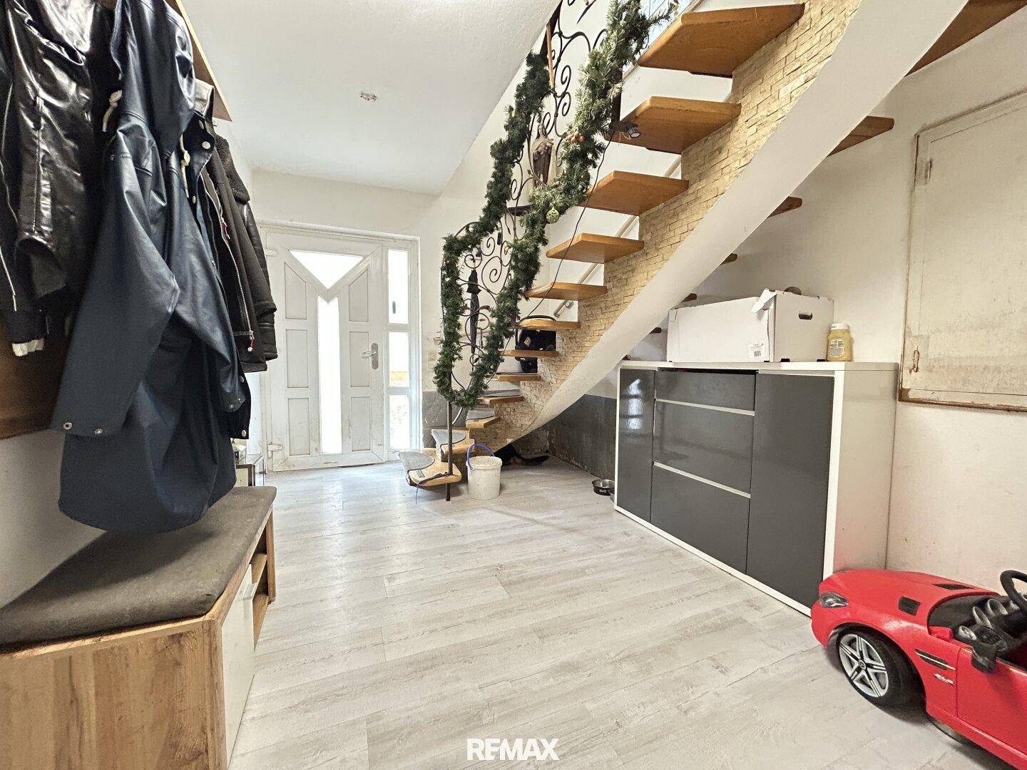 Vorraum Wohnhaus EG