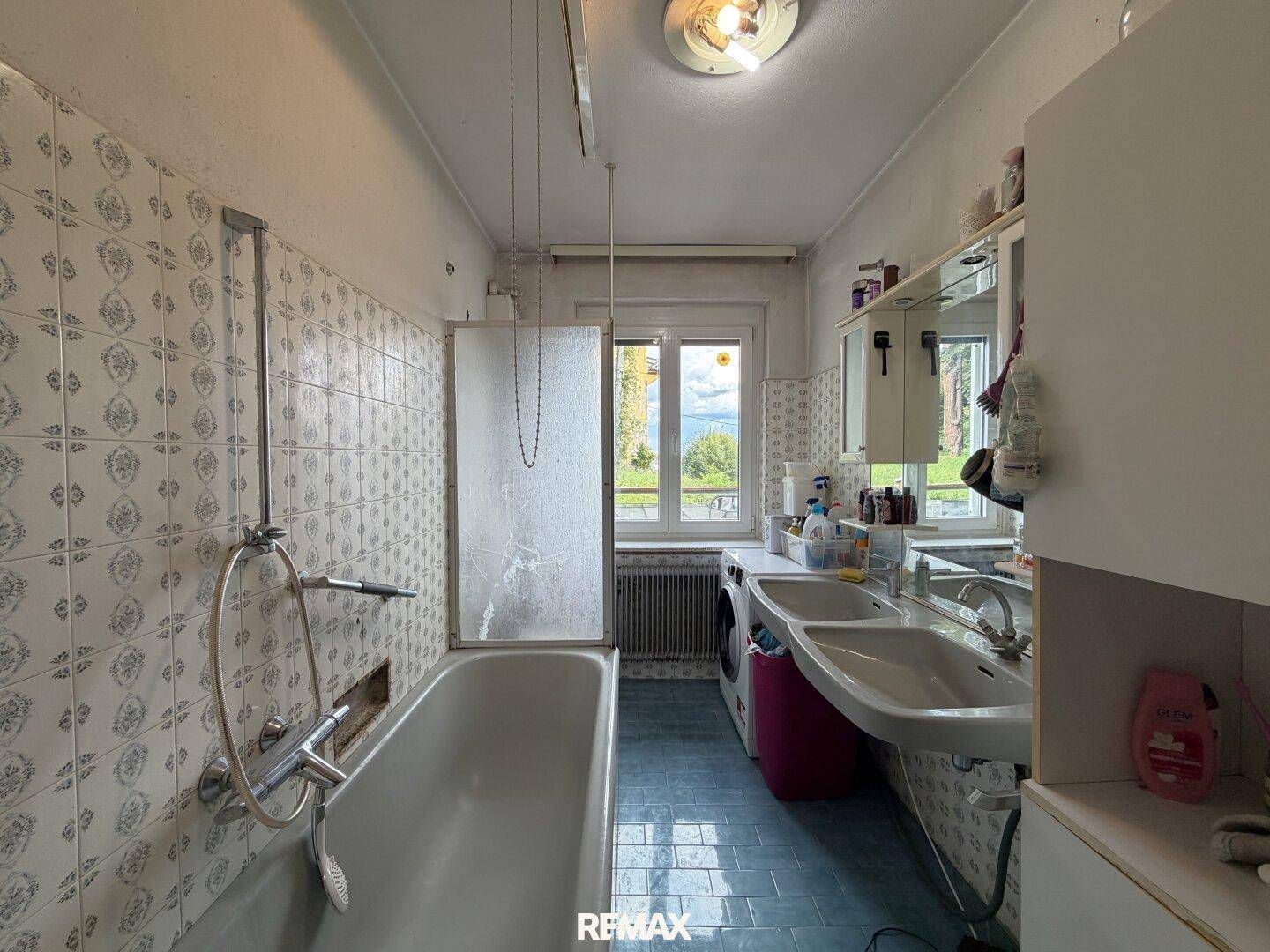 Badezimmer Wohnhaus OG