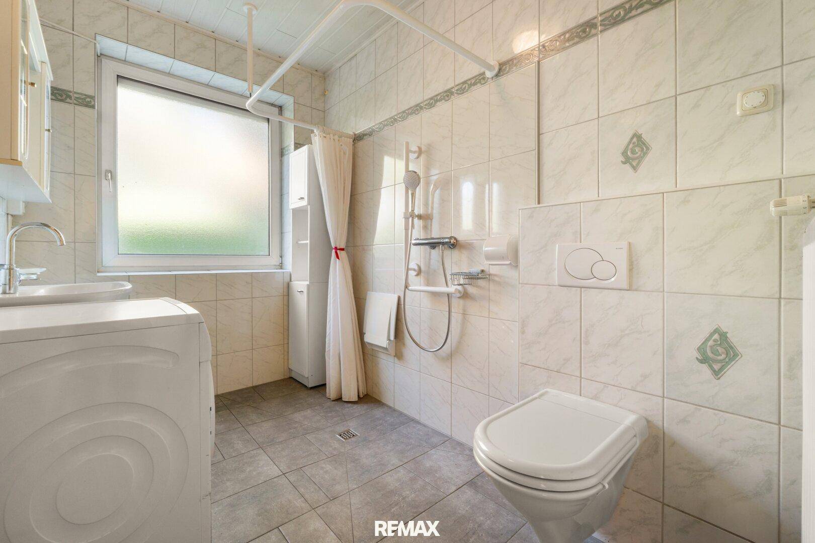 Badezimmer EG