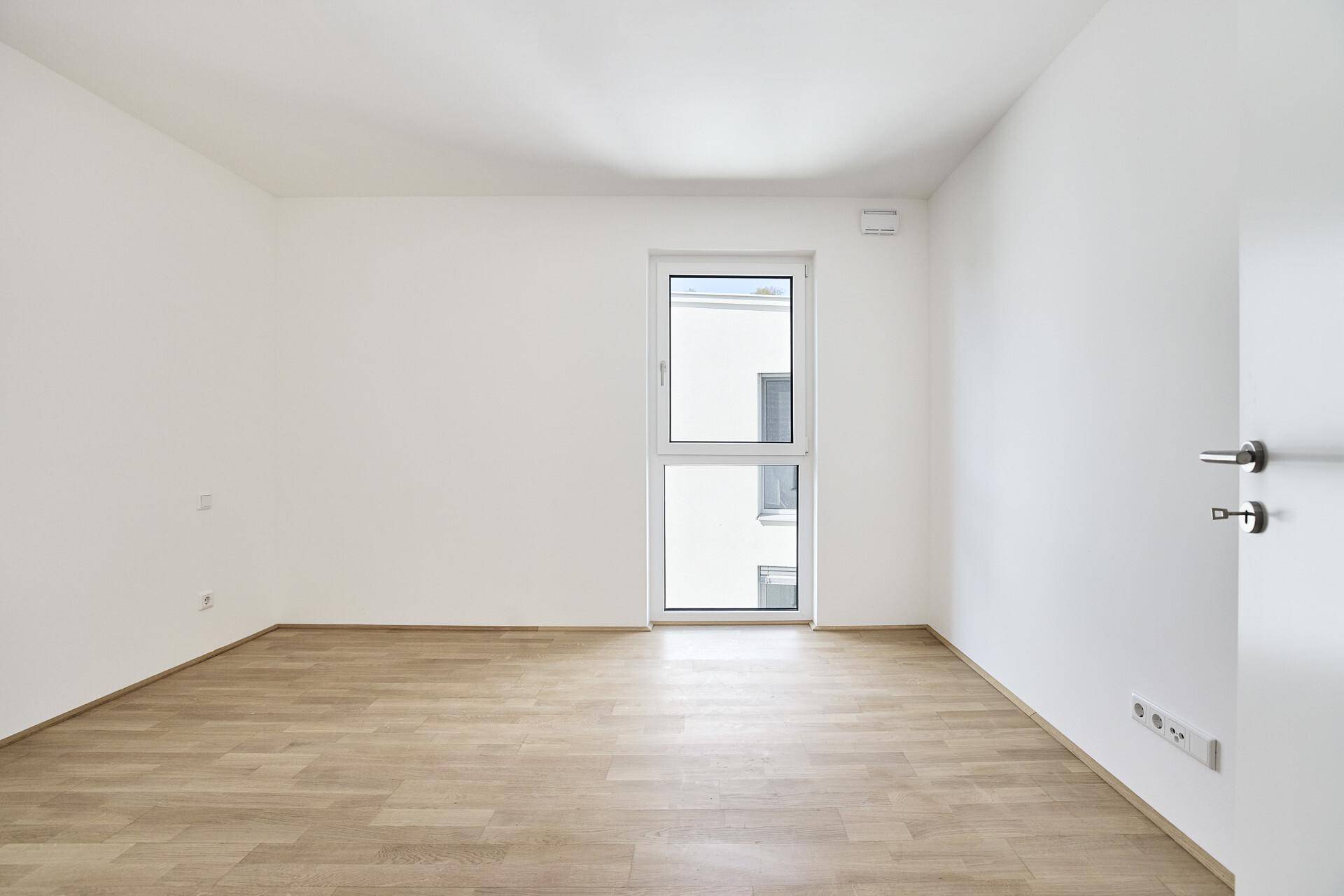 Schlafen mit Platz für großen Kleiderschrank