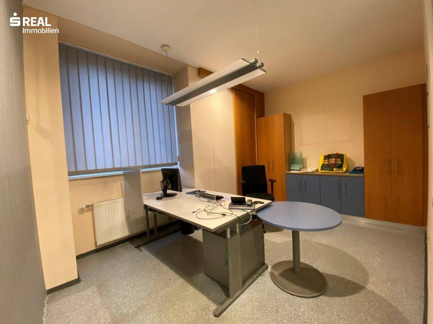 Geschäfts- oder Büroräumlichkeiten in Bestlage zu vermieten - Ansicht 5