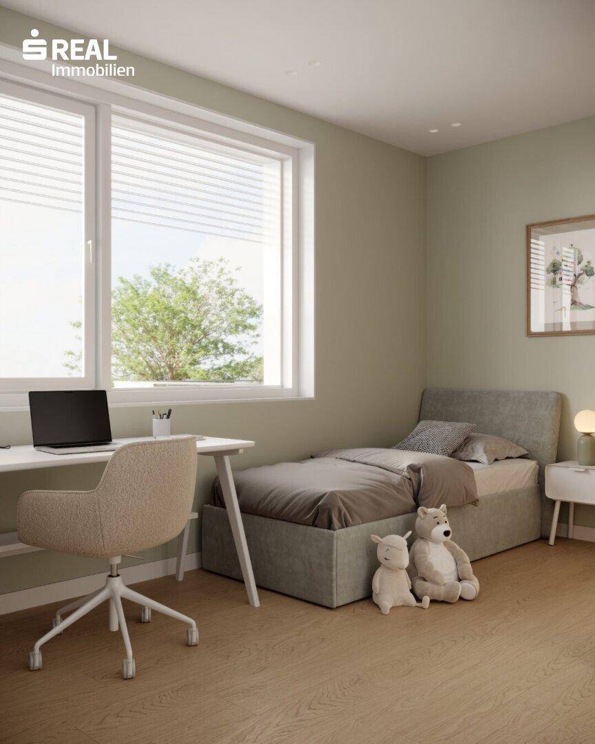 Helles Kinderzimmer mit Einzelbett, Schreibtisch und großem Fenster, ideal zum Lernen und Spielen.