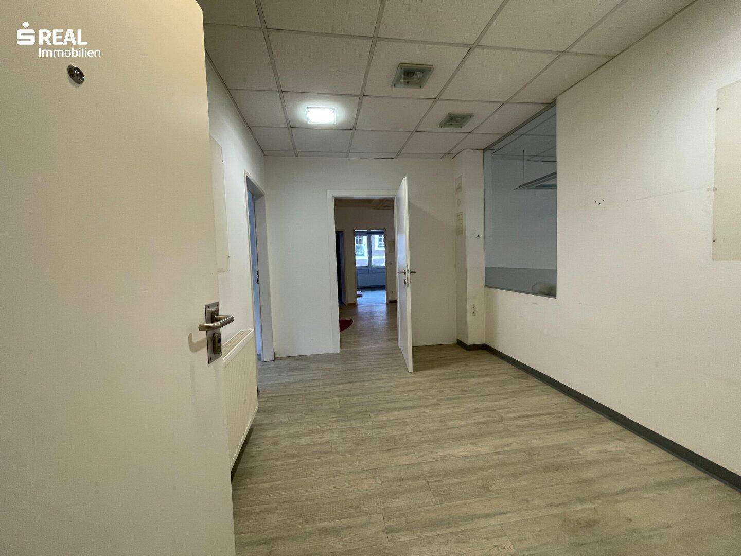 Geräumige Büro- oder Praxisfläche zentral in Stainz – pohled 3
