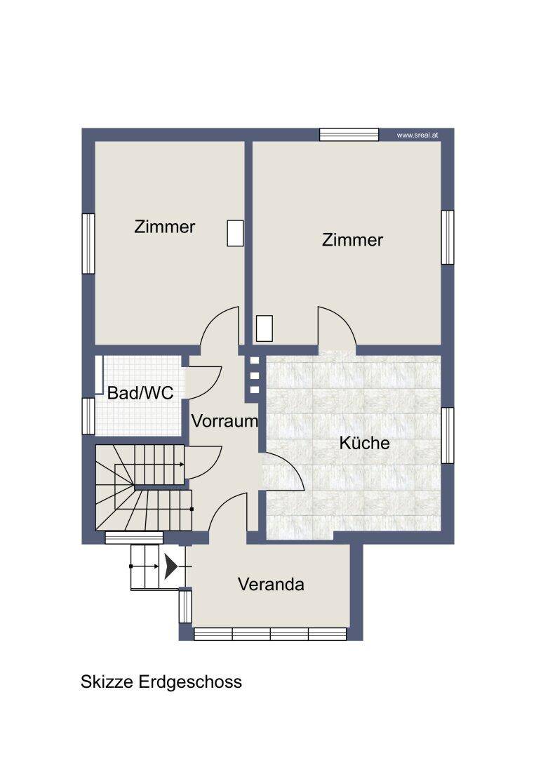 Grundriss des Erdgeschosses mit Küche, zwei Zimmern, Bad/WC und Veranda.