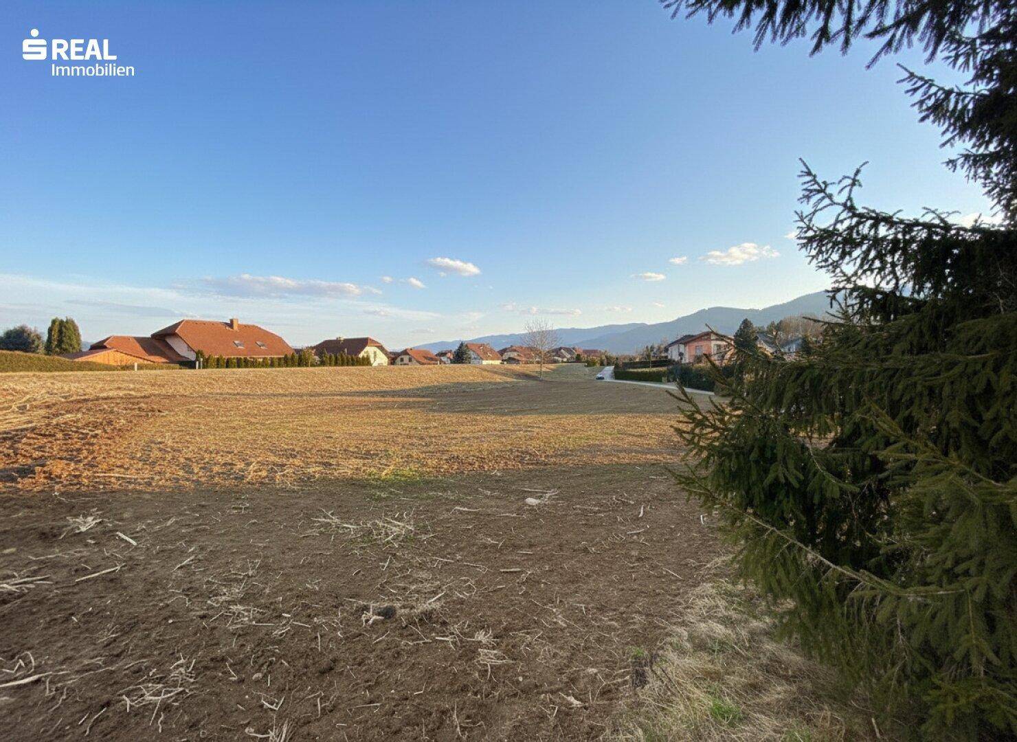 Sonniges, großzügiges Baugrundstück - Ansicht 6