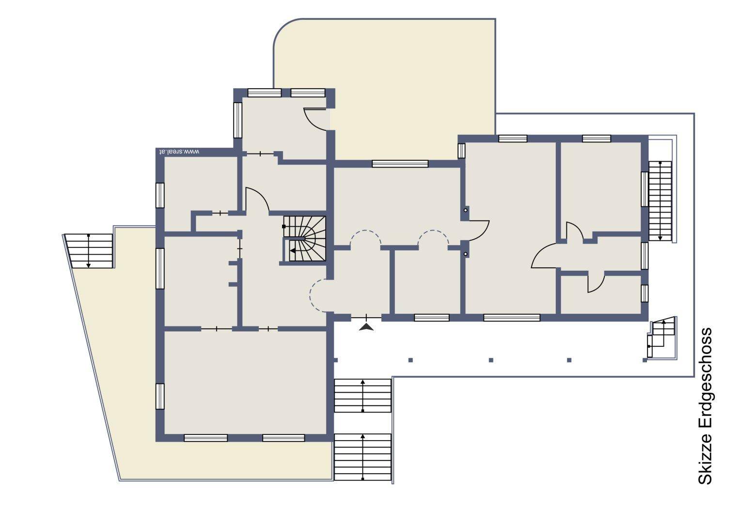 Grundriss-Skizze des Erdgeschosses mit Wohnbereichen, Treppe und Zugang zu Außenflächen.