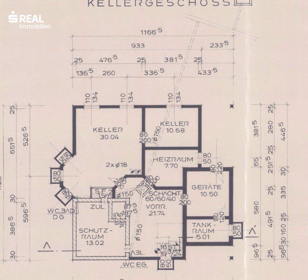 Grundriss des Kellergeschosses mit Kellerräumen, Heizraum und Schutzraum.