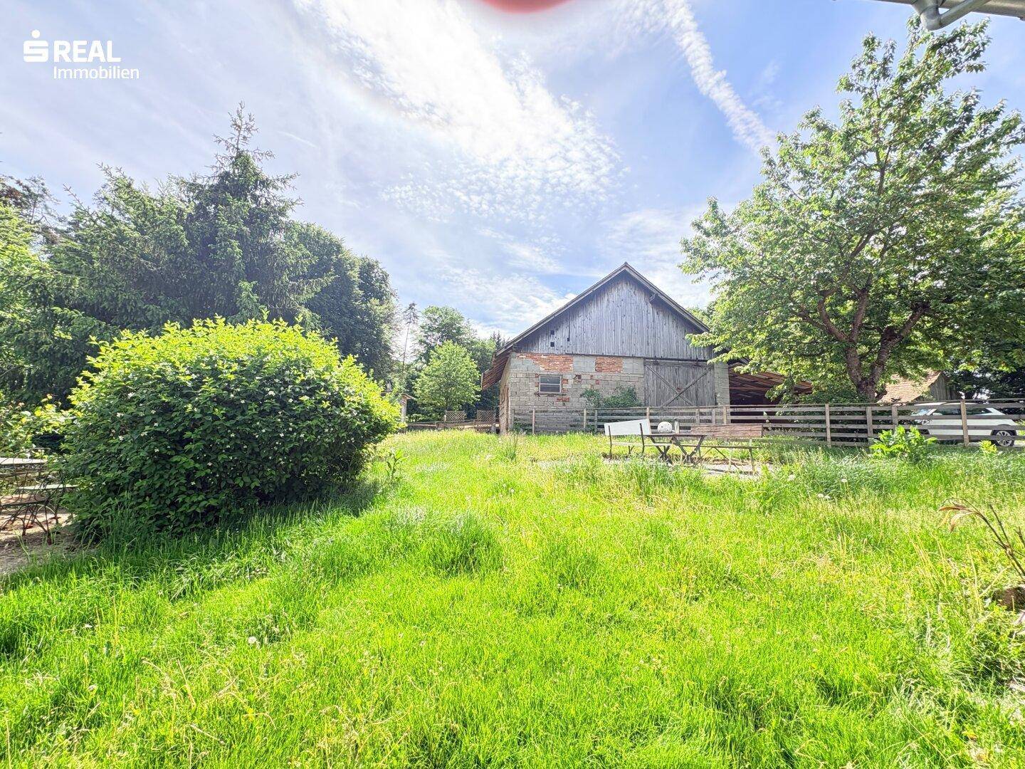Bauernhof - Großes Anwesen mit schöner Ackerfläche, Wald und Wiese in sonniger Ruhelage - Ansicht 6