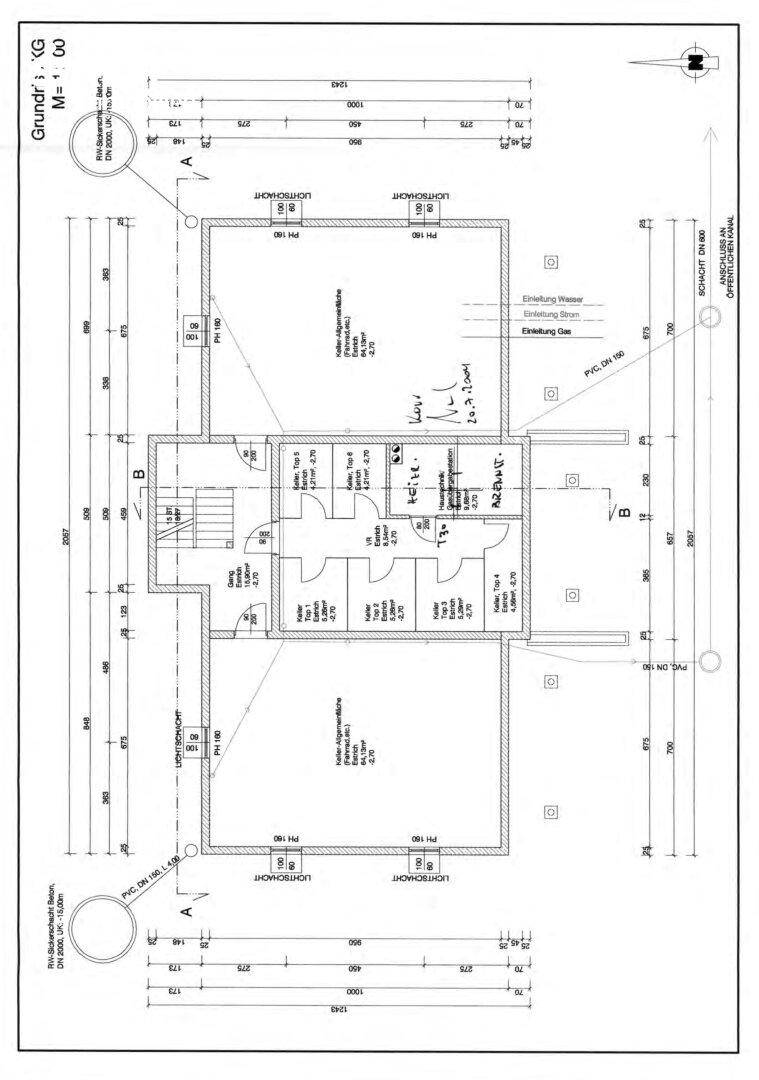 Grundriss des Kellergeschosses mit Abstellräumen und Gemeinschaftsflächen für die Bewohner.