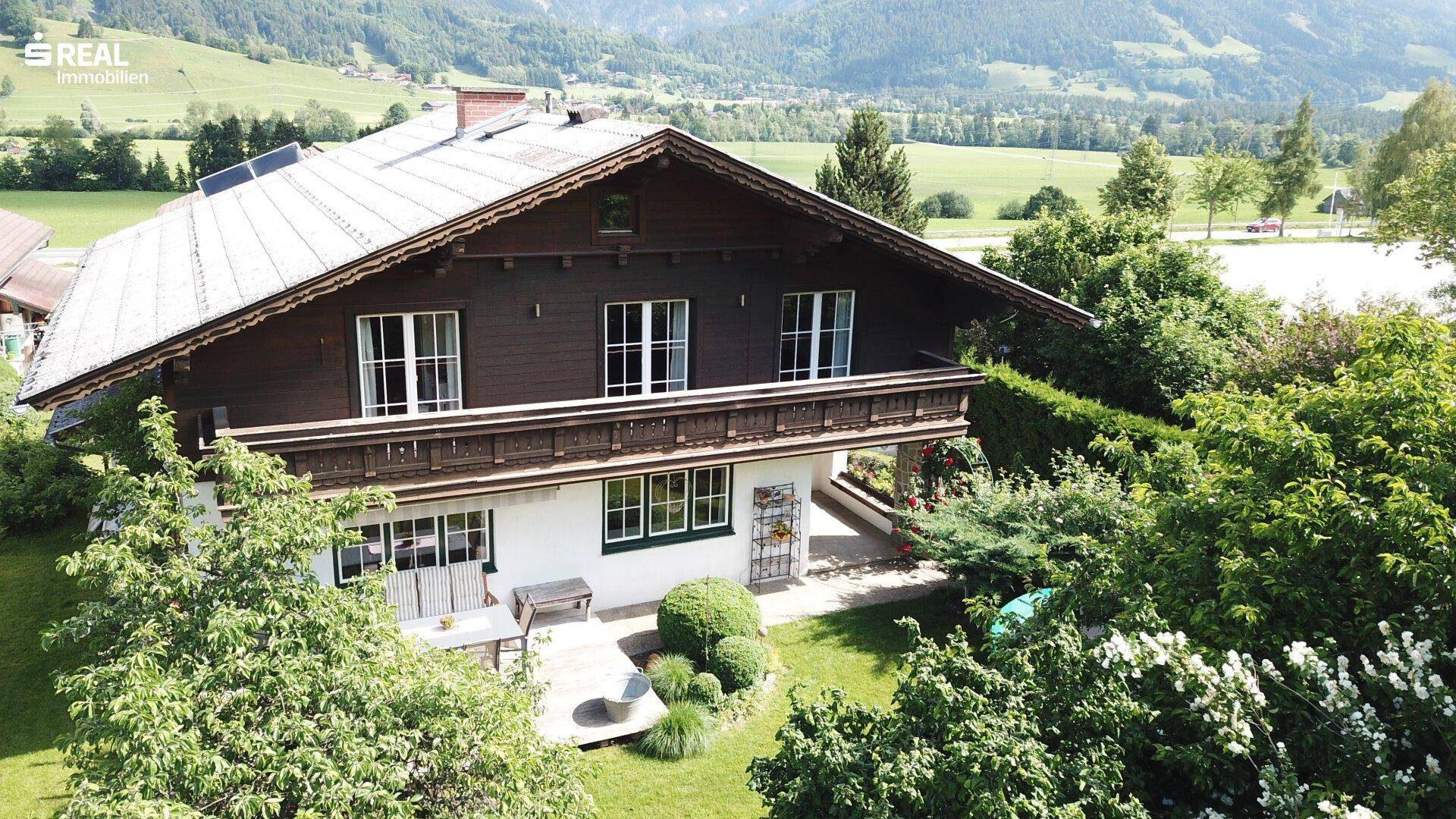 Direkteinstieg in die alpine Urlaubswelt- Zweifamilienhaus in Bestlage an der Talstation Hauser Kaibling - Ansicht 2