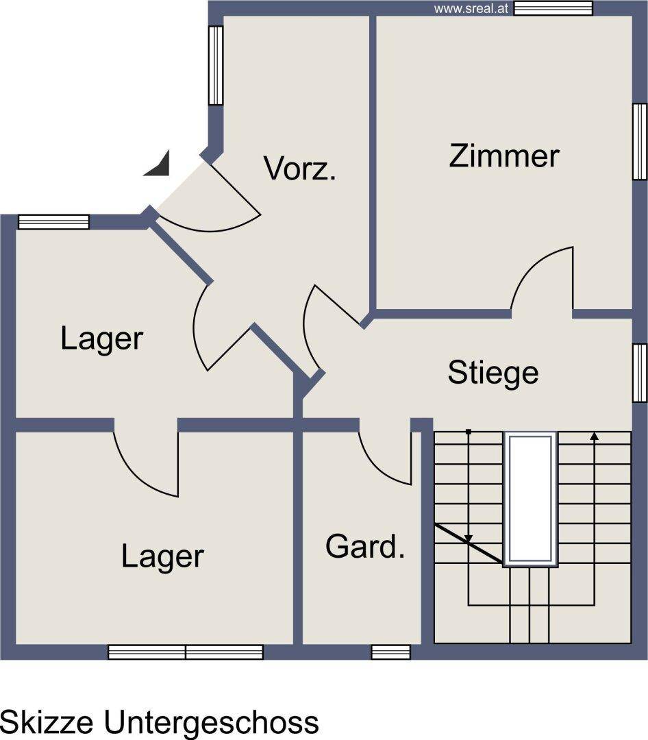 Grundriss Skizze des Untergeschosses mit Vorraum, Zimmer und Lagerräumen.