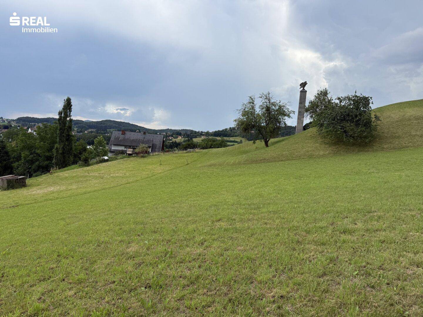 Hier könnte Ihr neuer Wohntraum stehen - Baugrund in absoluter Aussichtslage in Gniebing - Ansicht 4