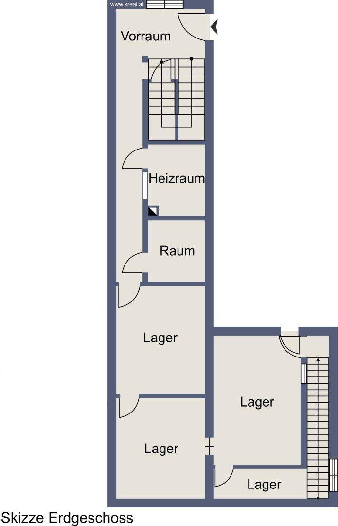 Grundriss des Erdgeschosses mit Heizraum und mehreren Lagerräumen.
