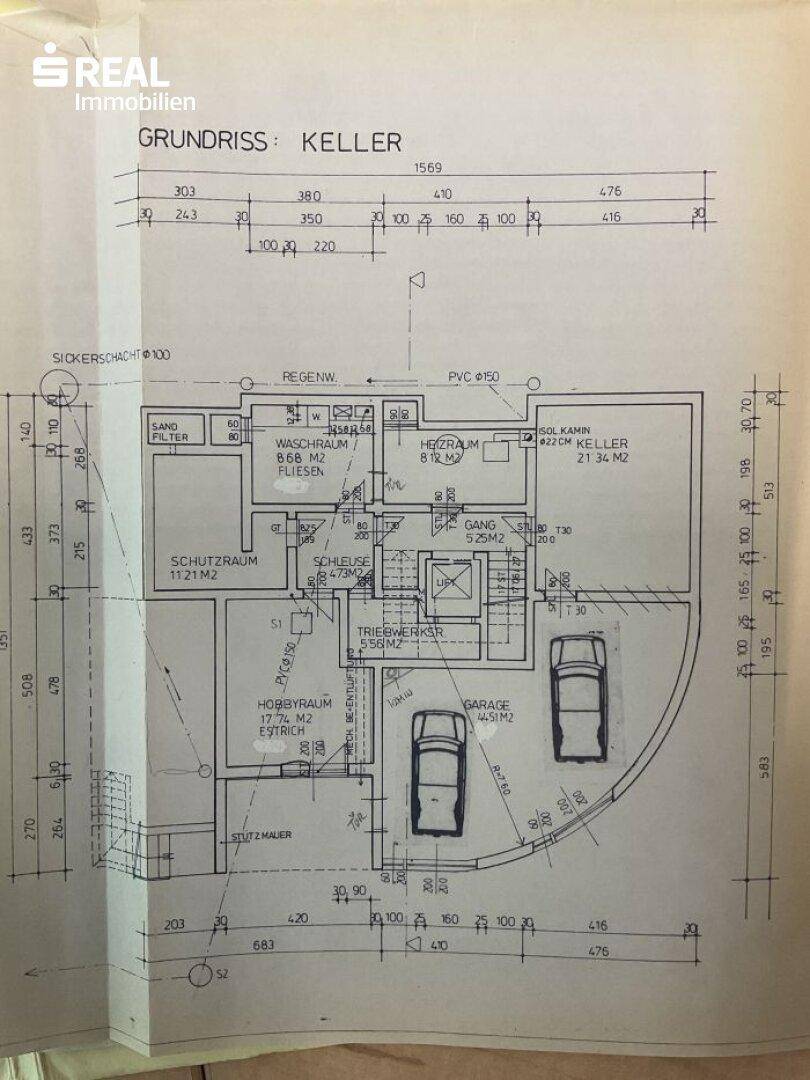 Grundriss des Kellers mit Hobbyraum, Waschraum und integrierter Garage.