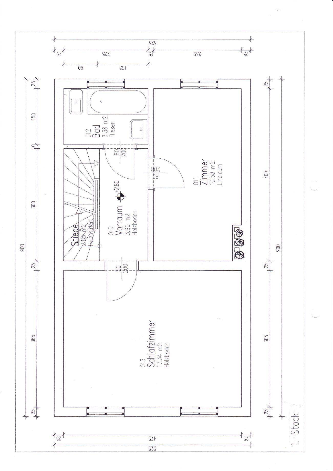 Grundriss des ersten Stocks mit Schlafzimmer, weiterem Zimmer, Bad und Treppenaufgang.