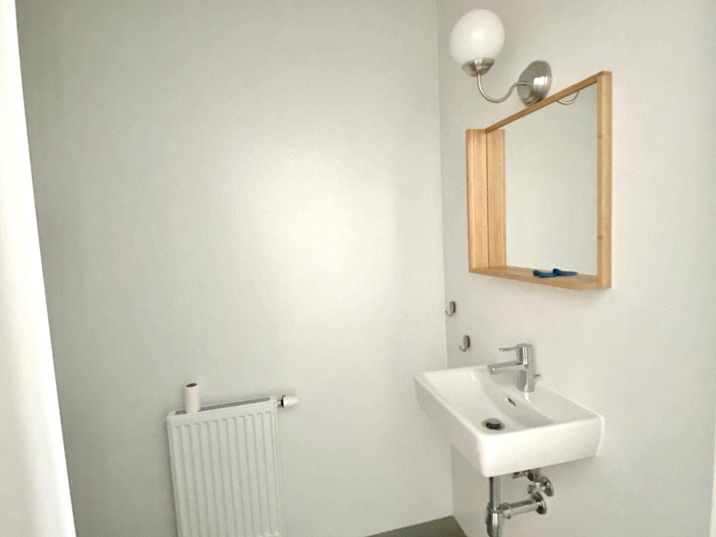 Biedermeier-Juwel trifft moderne Arbeitswelt! Inspirierende Gewerbefläche | vielseitig nutzbar: Büro, Studio, Atelier, Einzelhandel, Firmenwohnung | 2 Gärten &amp; Terrasse - Mehr