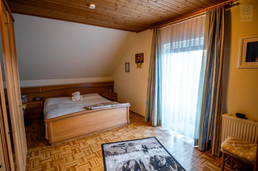 1.OG Schlafzimmer