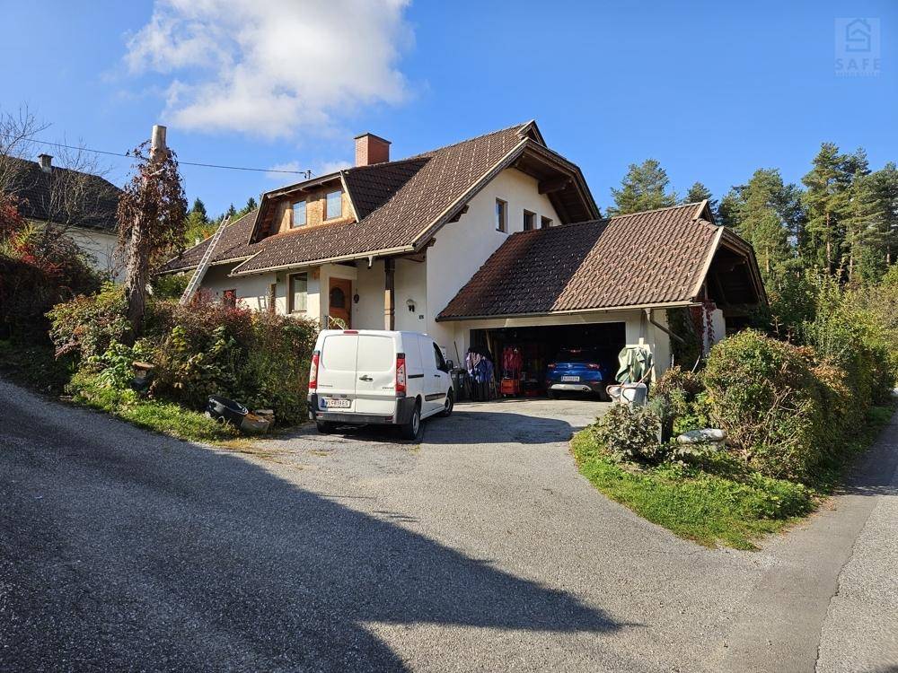 Wohnhaus mit Doppelgarage in ruhiger, sonniger Lage nahe Velden am Wörthersee - Ansicht 2