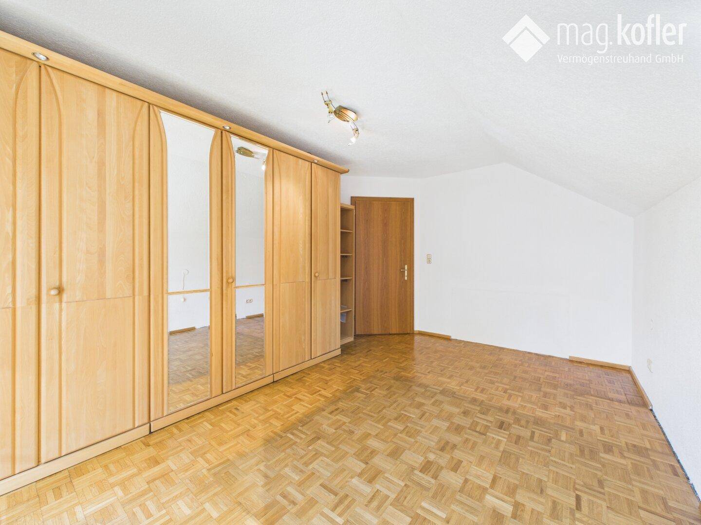Schlafzimmer 1 OG