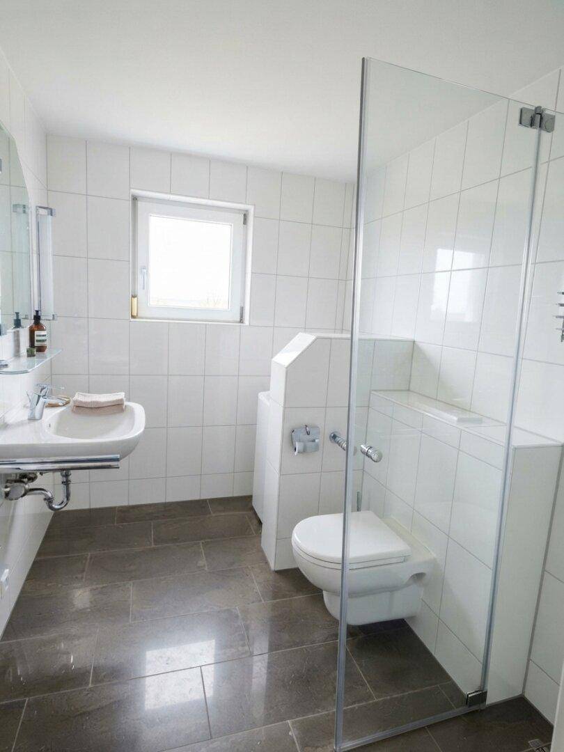 Badezimmer 2