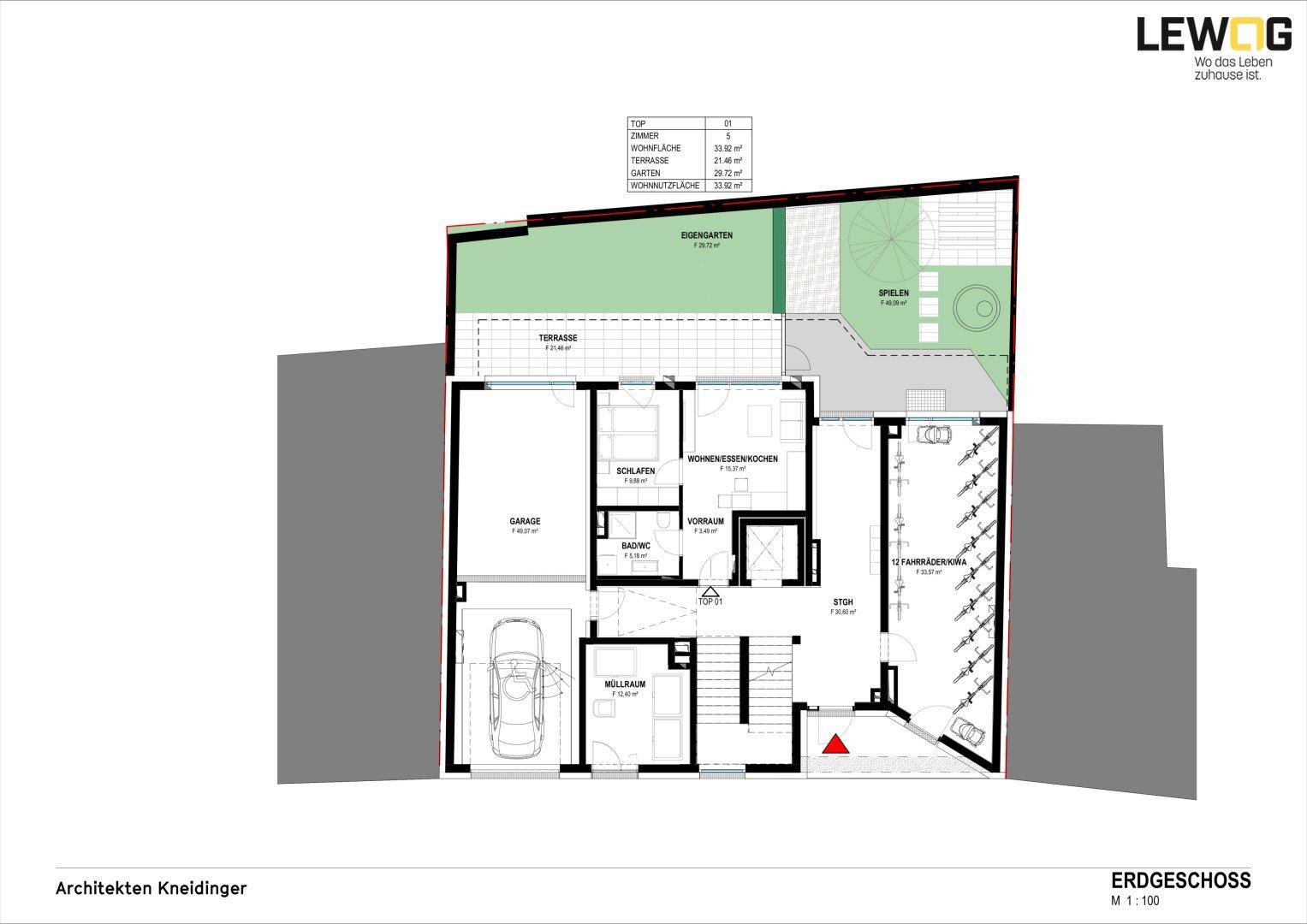 Grundriss des Erdgeschosses mit Garage, Wohn-Essbereich und Zugang zu Terrasse und Garten.