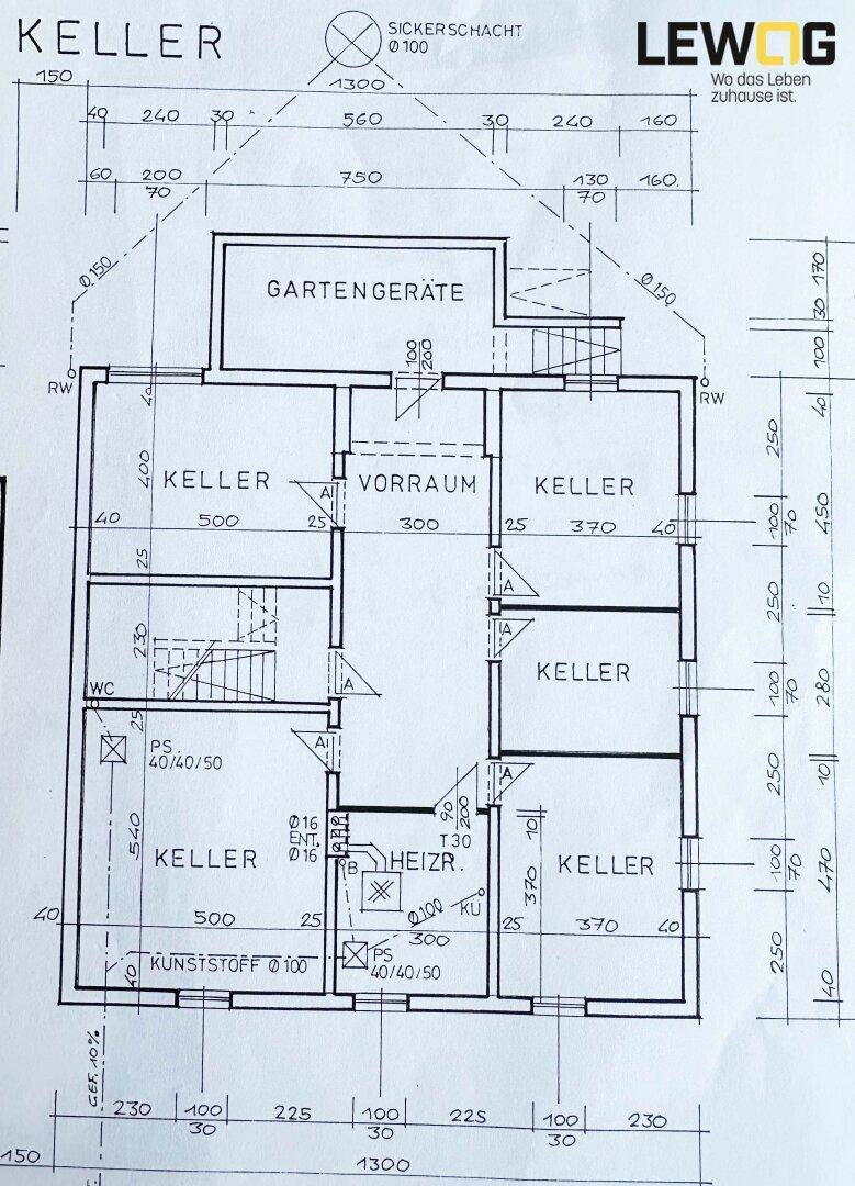 Grundriss des Kellers mit verschiedenen Kellerräumen und Abstellflächen.