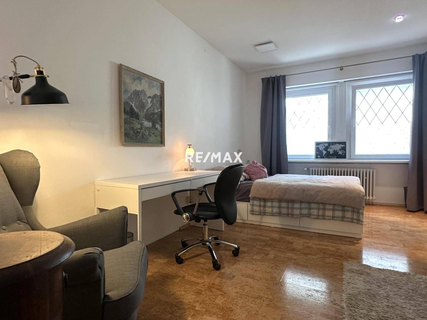 Schlafzimmer 2