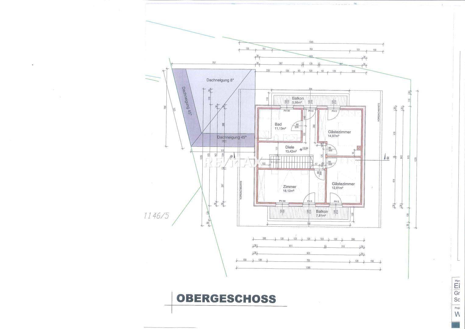 Grundriss des Obergeschosses mit Schlafzimmern, Bad, Balkonen und Dachschrägen.