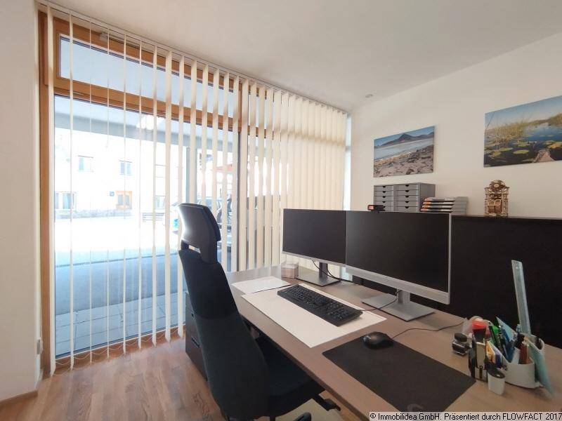 Büro-Raum 1