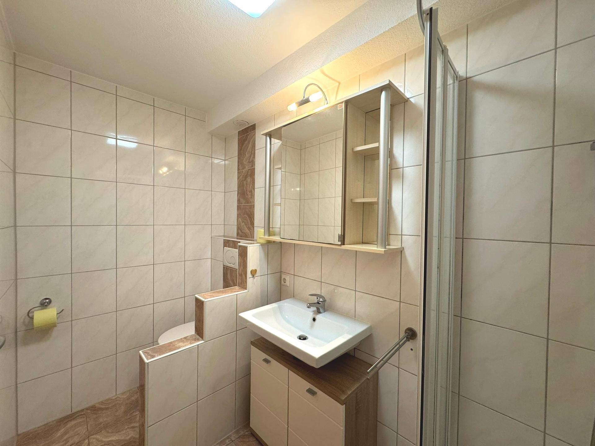 Badezimmer 2