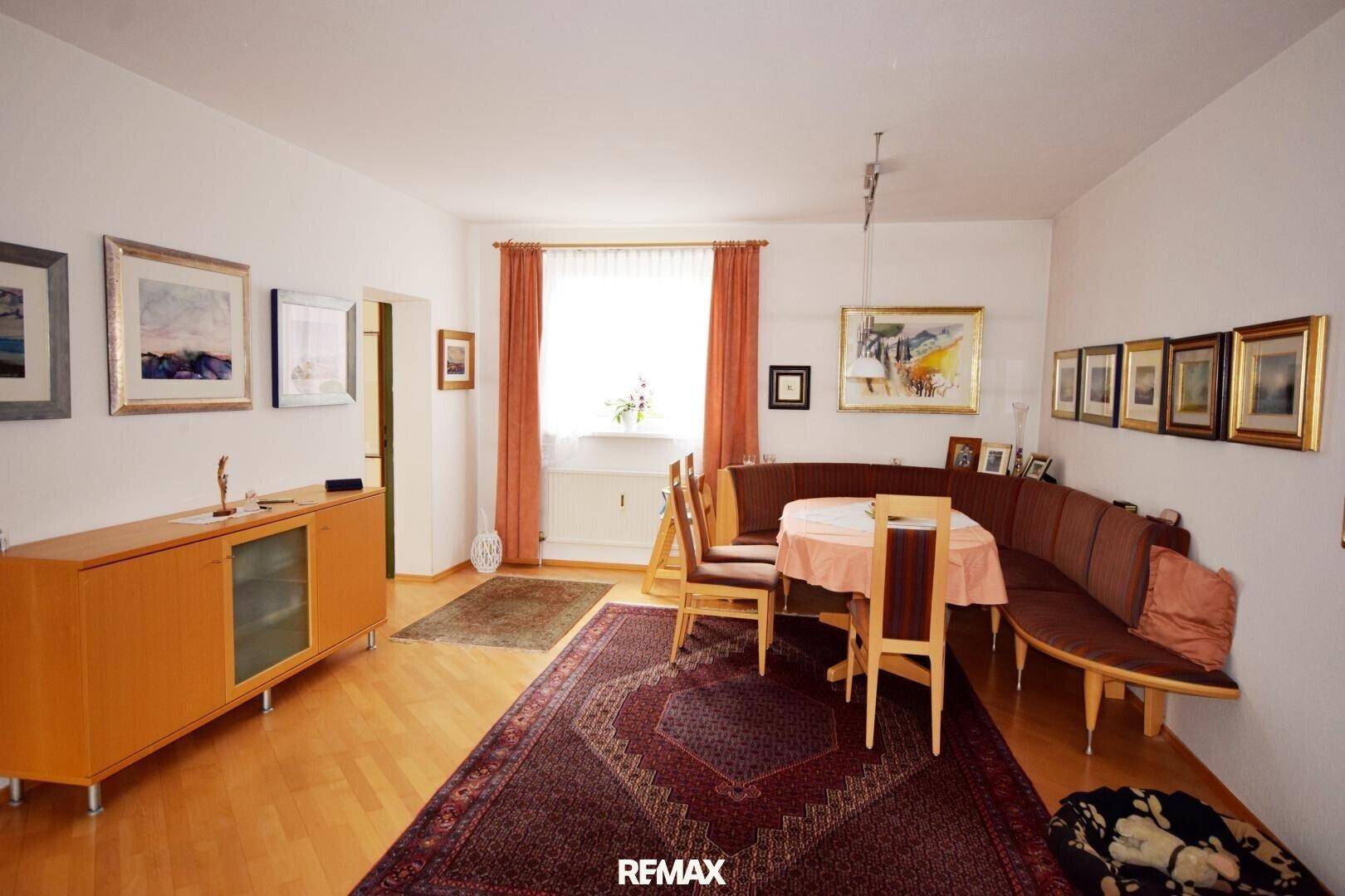 Attraktive 4-Zimmer-Wohnung in Hall-Schönegg mit Wohnrecht - eine Investition für die Zukunft ! - Ansicht 3