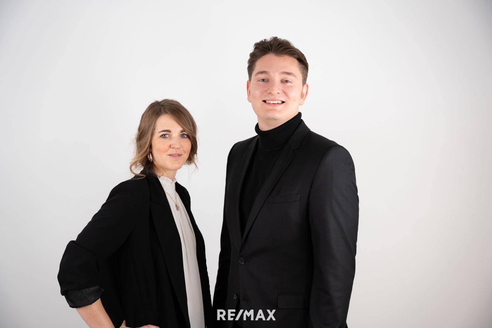 #remaxresidence