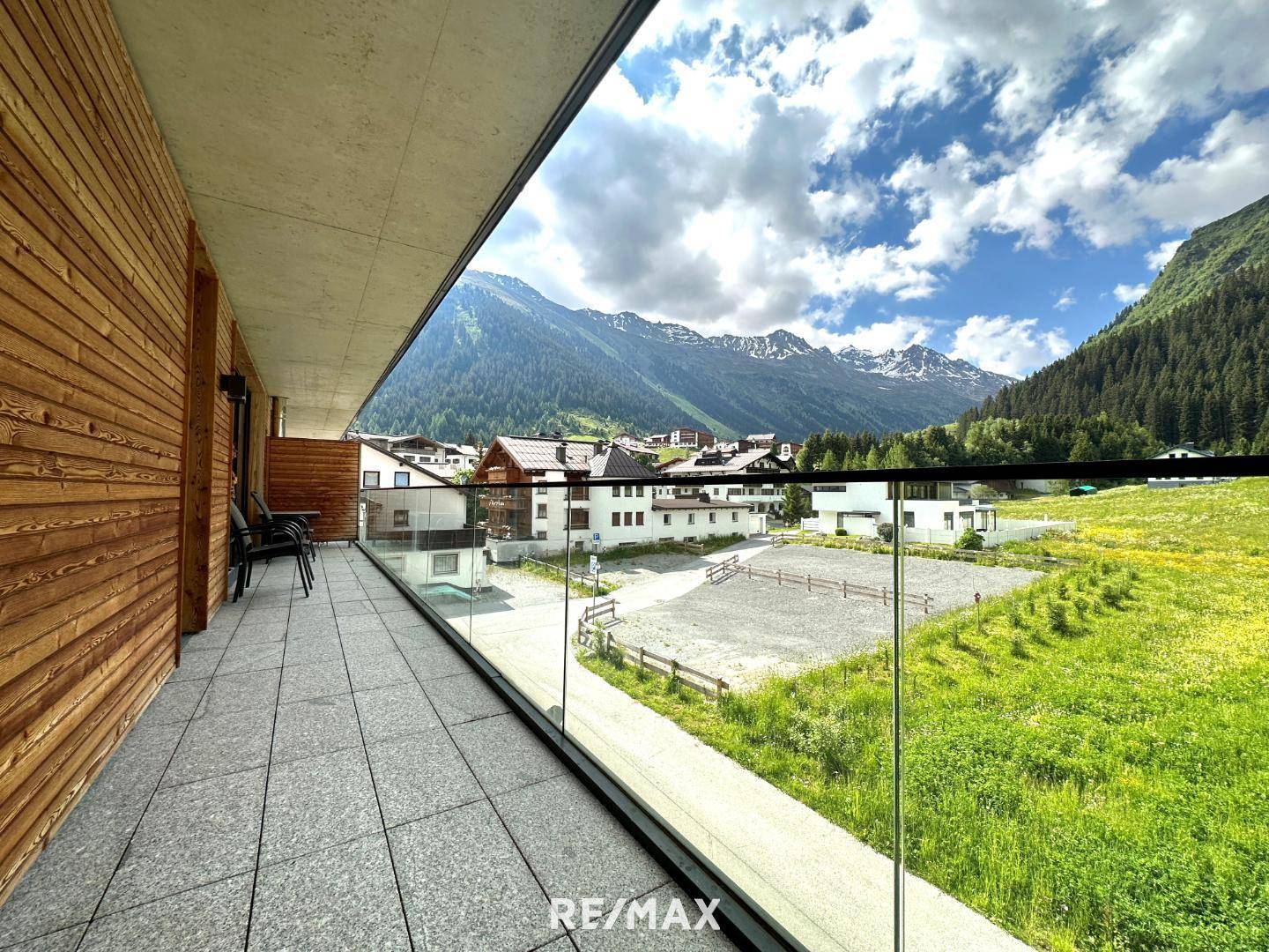 Wohnung - Balkon Richtung Süden