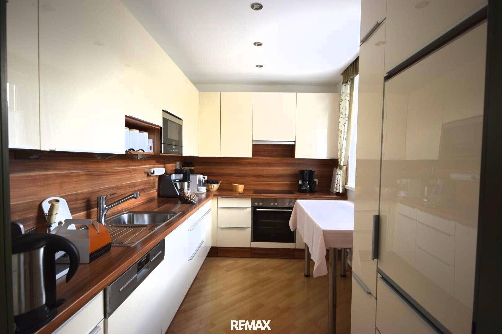 Attraktive 4-Zimmer-Wohnung in Hall-Schönegg mit Wohnrecht - eine Investition für die Zukunft ! - Ansicht 4