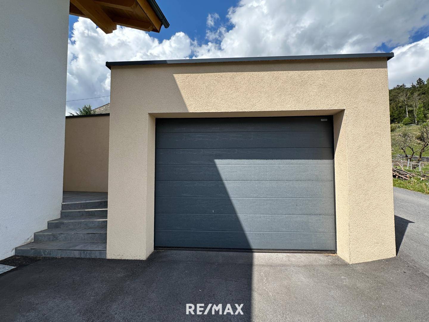 Haus - Garage