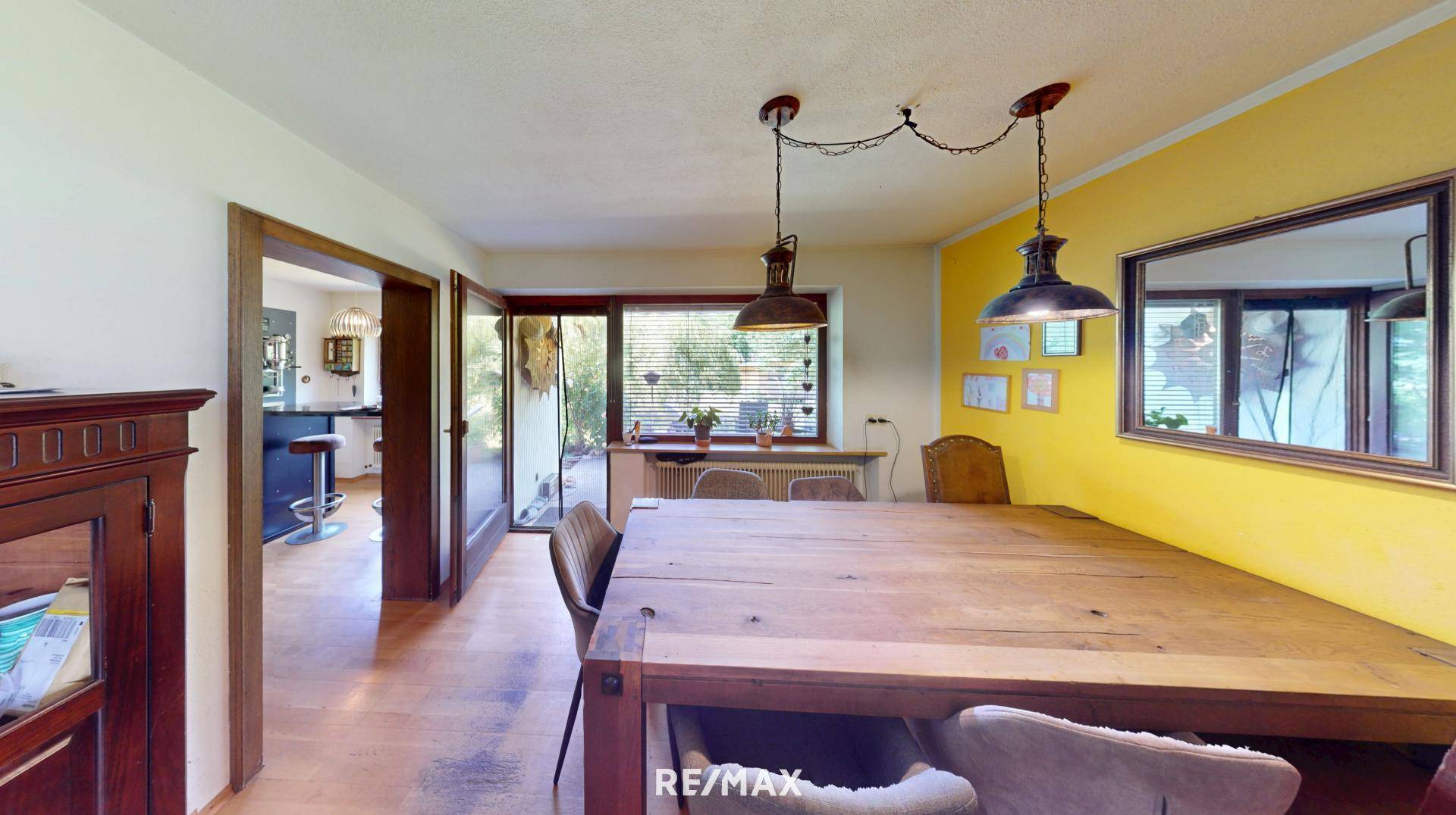 Ried - Haus - Wohn-Esszimmer