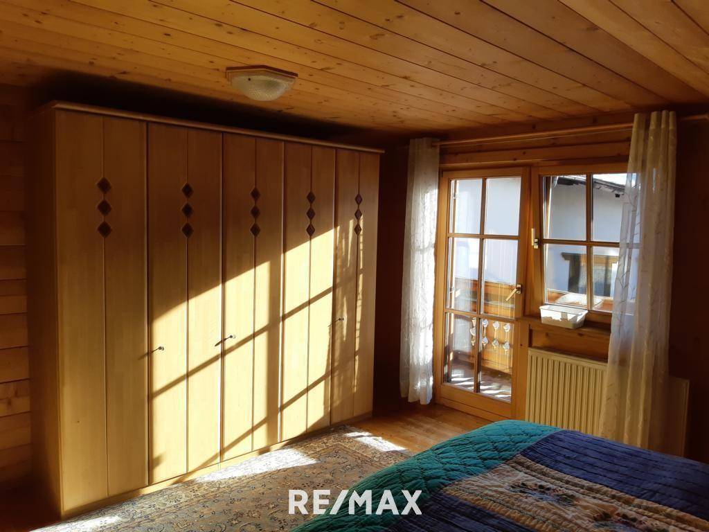 Zimmer-1-Stock