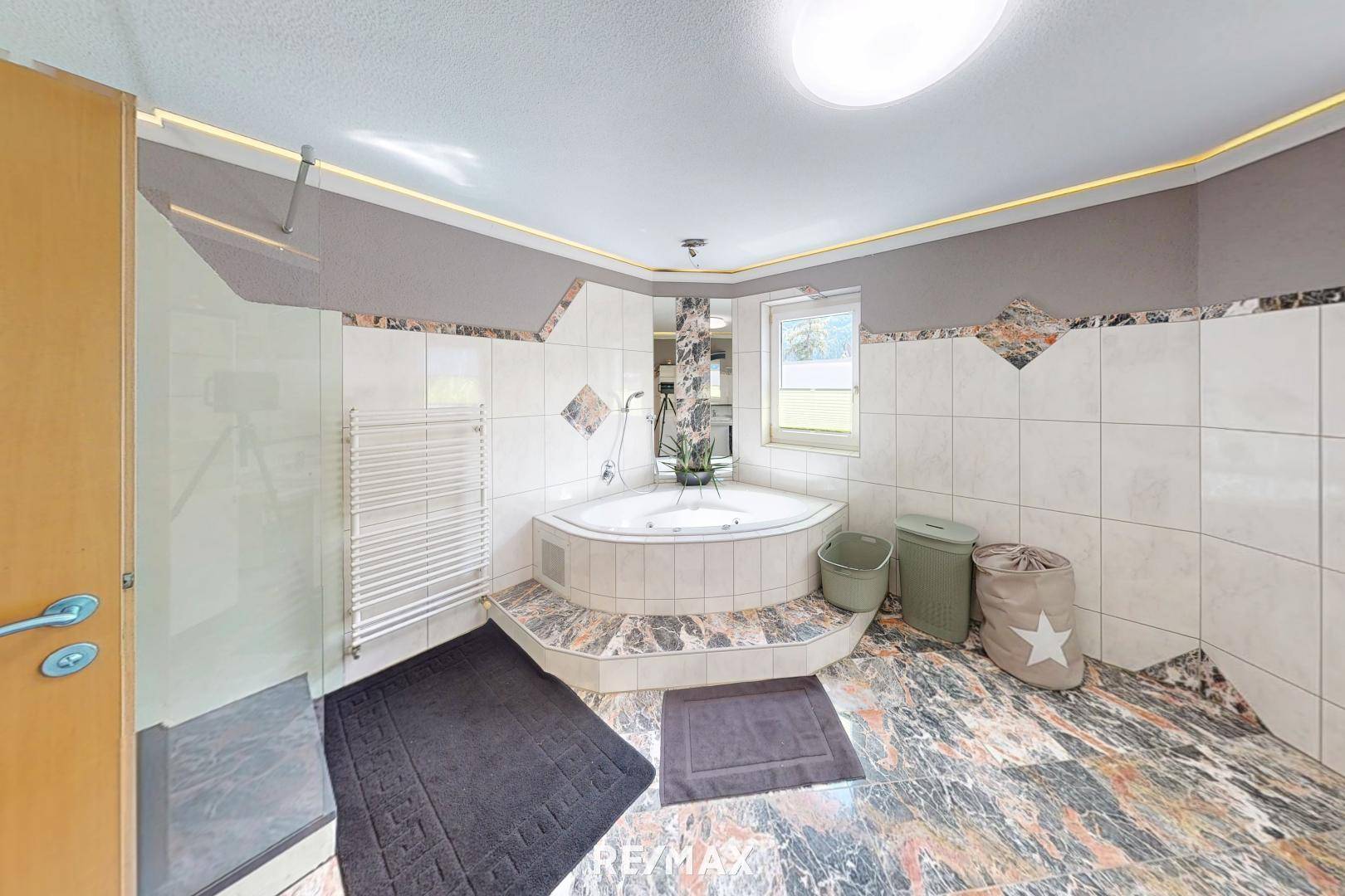 Wohnung - Ötztal Bahnhof - Badezimmer