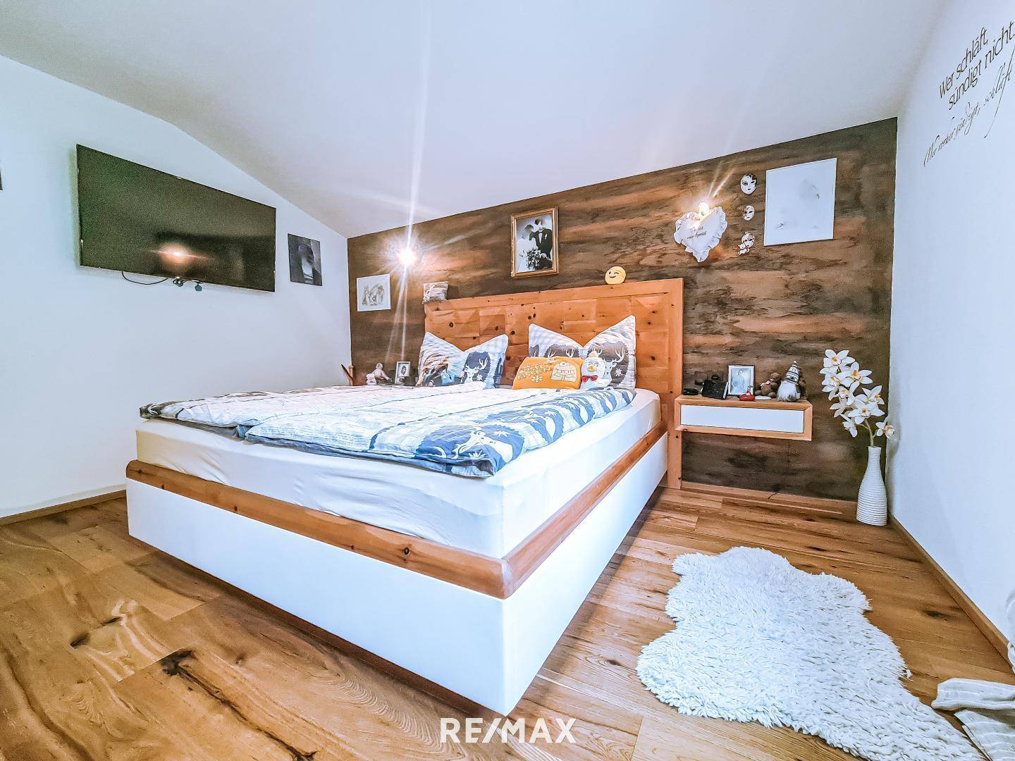 Haus - Schlafzimmer I