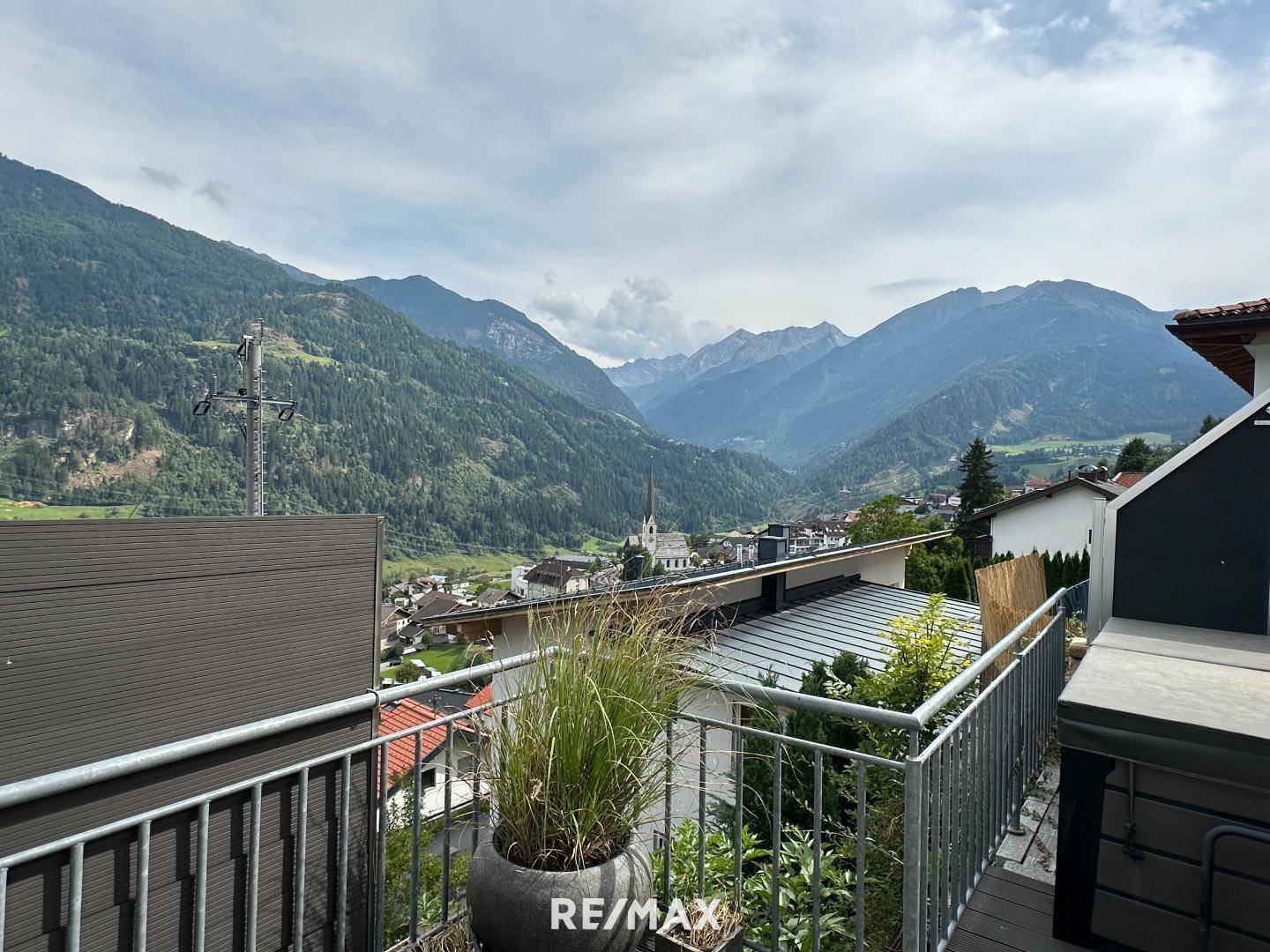 Haus - Aussicht I