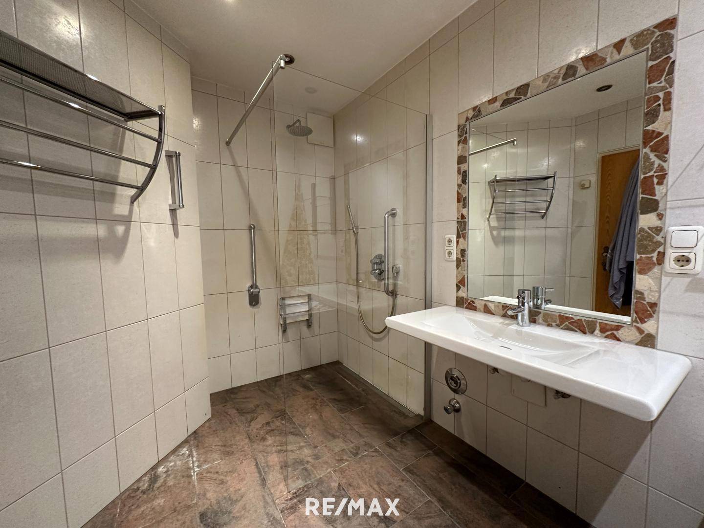 Wohnung - Badezimmer