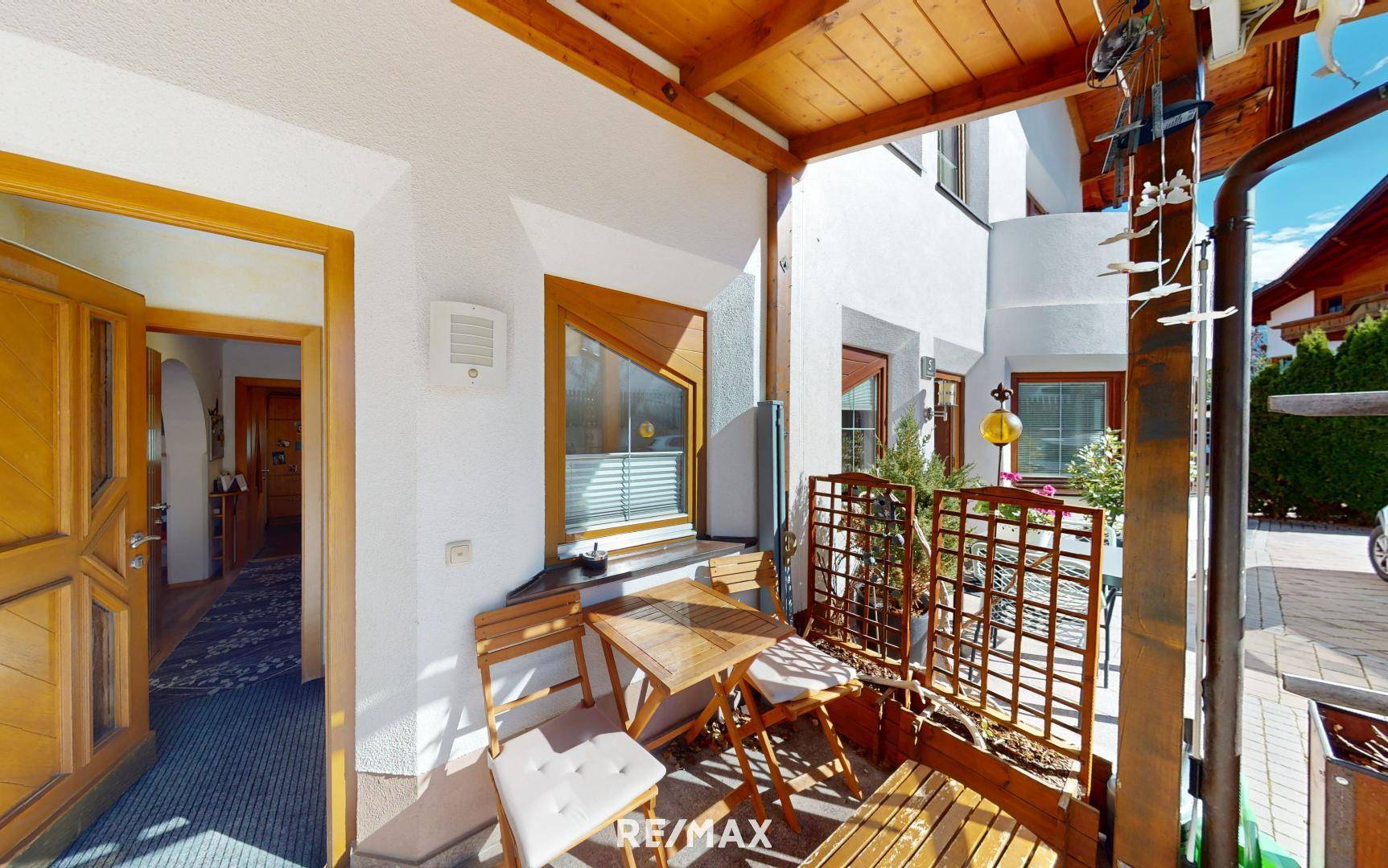 Ladis - Haus - Eingangsbereich - EG