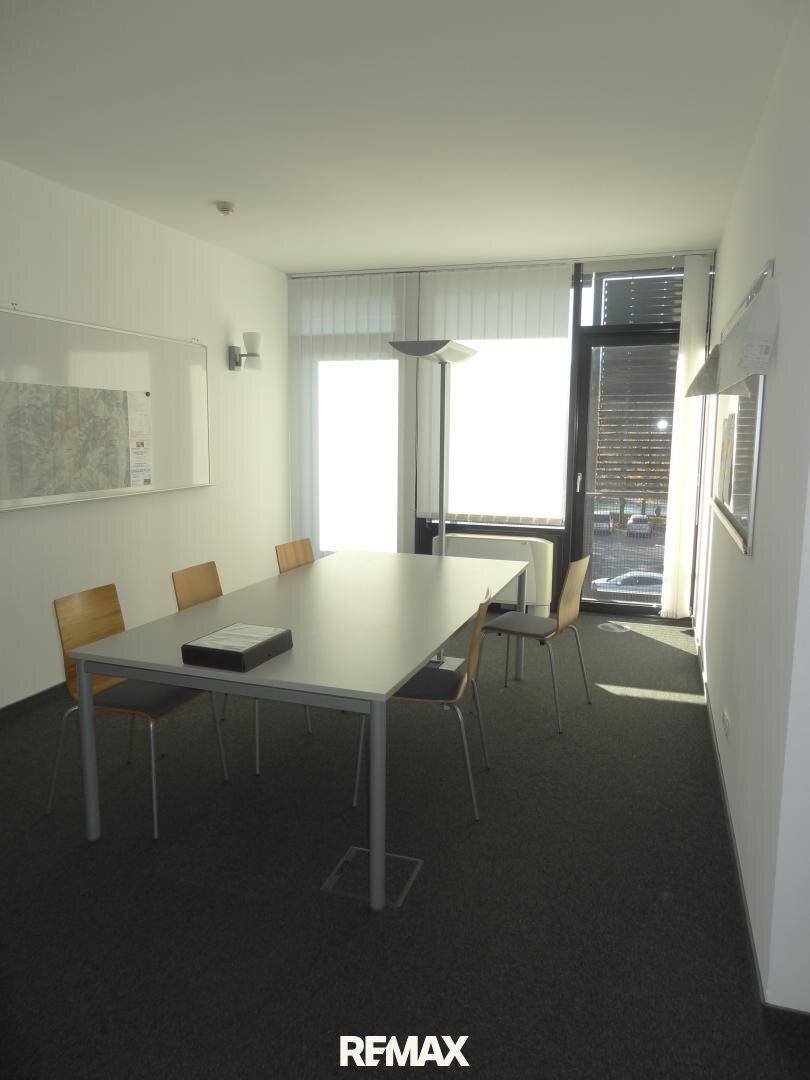Hervorragende Lage in Schwaz: Moderne Büroflächen im INN-Office gelangen zur Neuvermietung - Ansicht 2