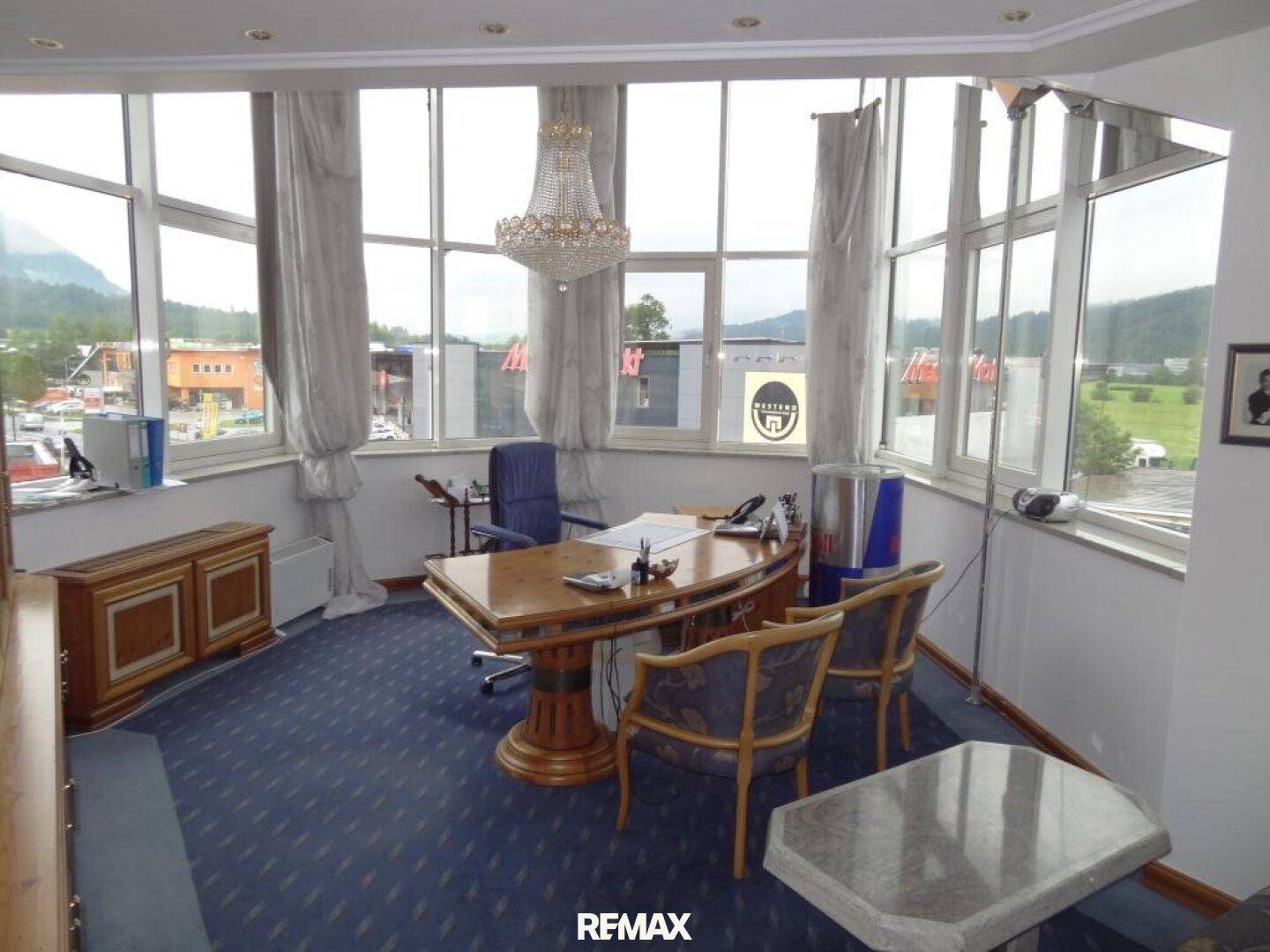 Barrierefrei erreichbare Büro- und Praxisflächen mit Parkplätzen in sehr guter Verkehrslage von Wörgl zwischen ca. 150m² und ca. 600m² zu vermieten - Ansicht 3