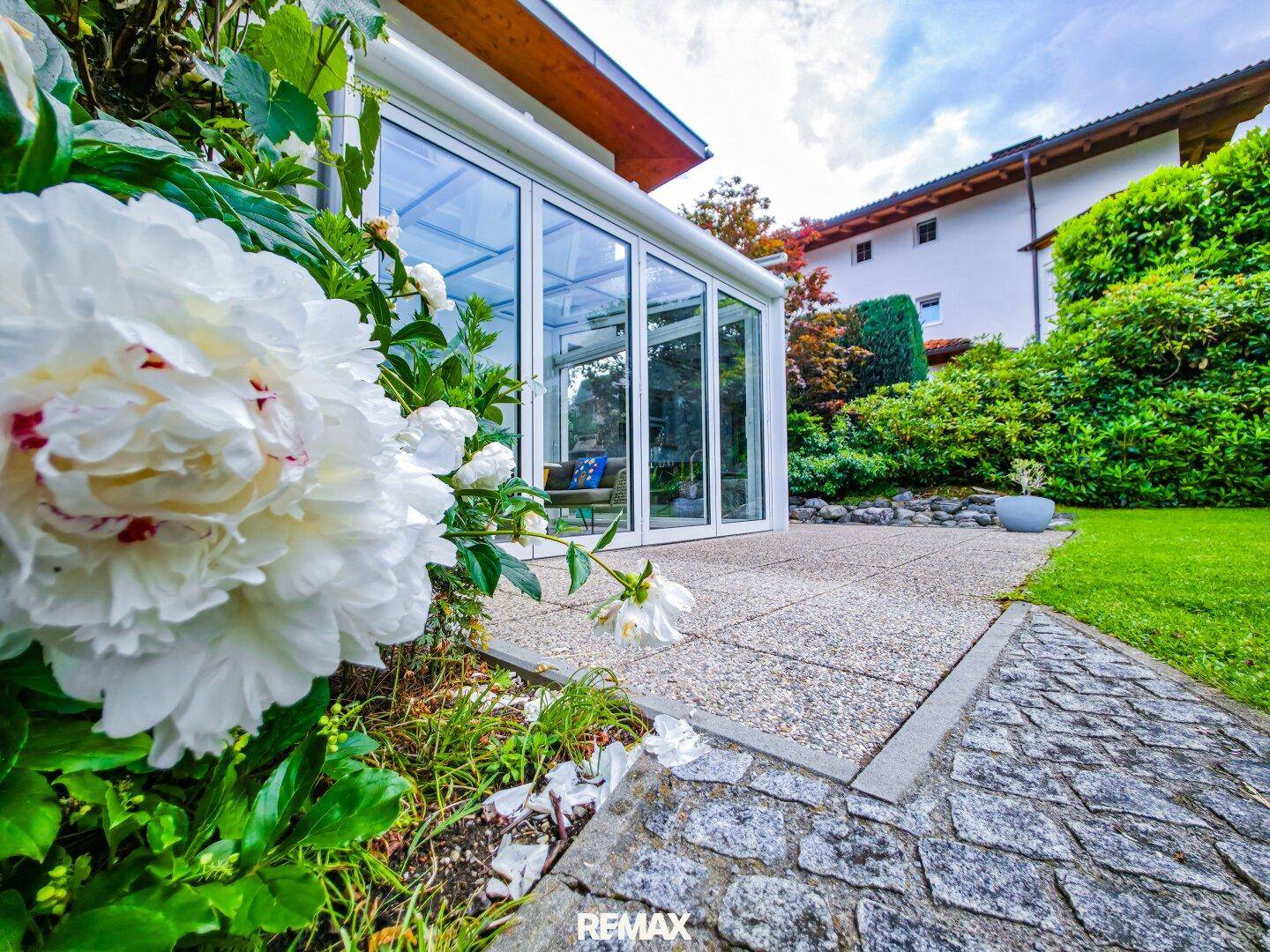 Traumhafte Doppelhaushälfte in Grinzens – perfekt für stilvolles Wohnen mit großzügiger Nutzfläche und herrlichem Garten - Ansicht 6