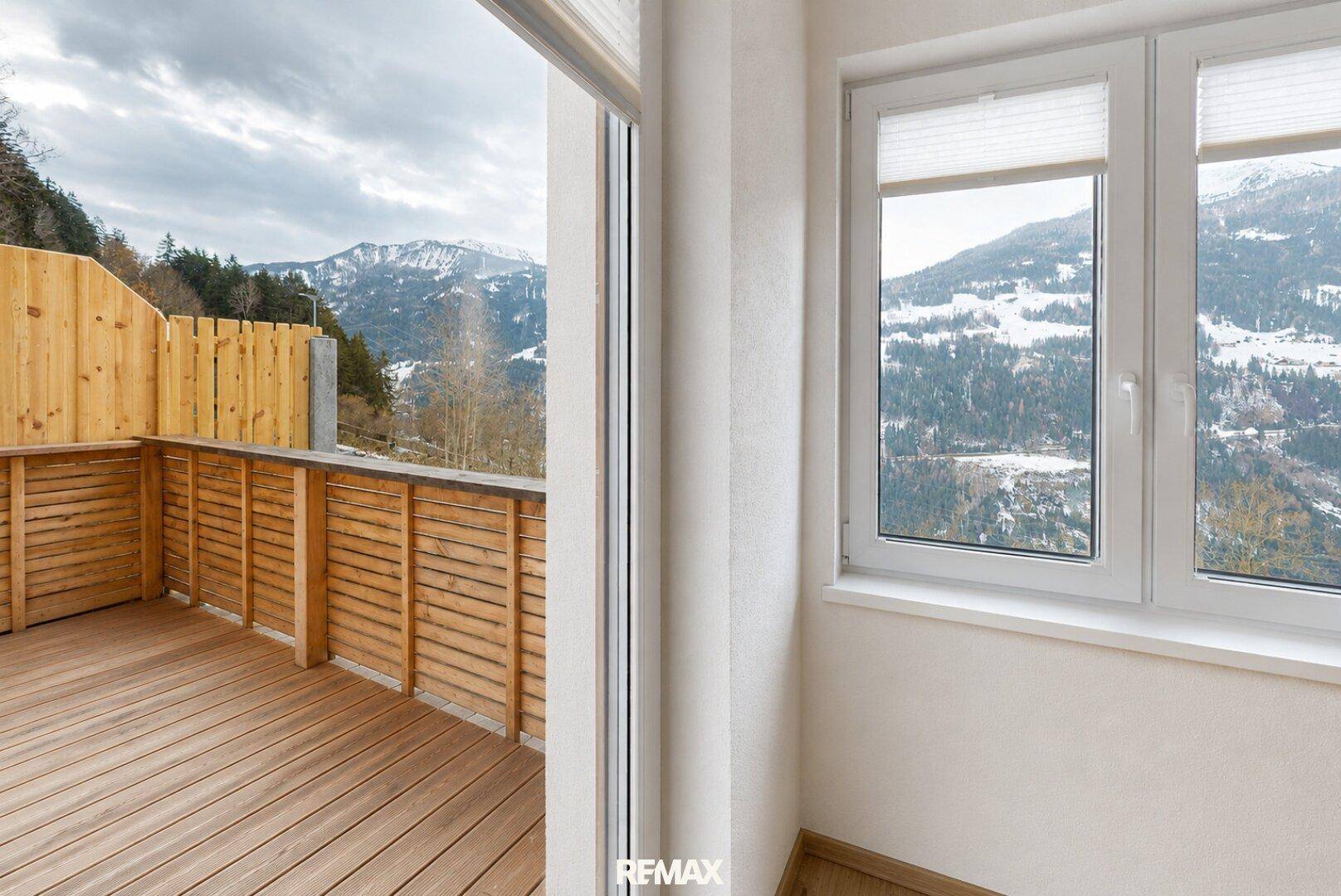 Charmantes Einfamilienhaus mit Bergblick über das Oberinntal! - Ansicht 2